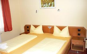 Pension Im Malerwinkel Kallmuenz